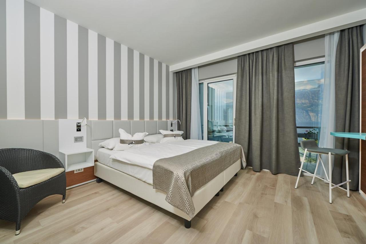 Hotel Castello Lake Front Malcesine Zewnętrze zdjęcie